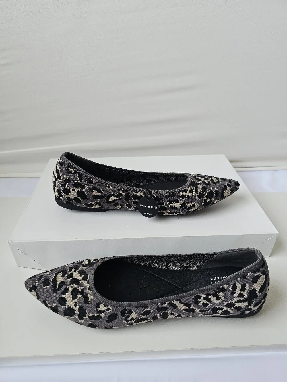 NWT Alfani Step Flex Pointed Toe Flats – Leopard Print (Size 10M)